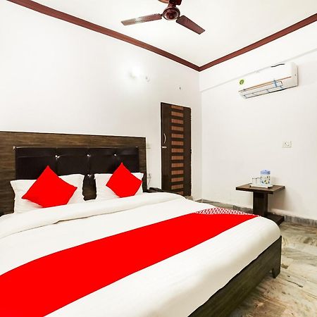 Oyo Hotel Konark Inn Bareilly Εξωτερικό φωτογραφία